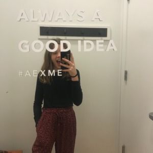 Meet your Posher, Raegan